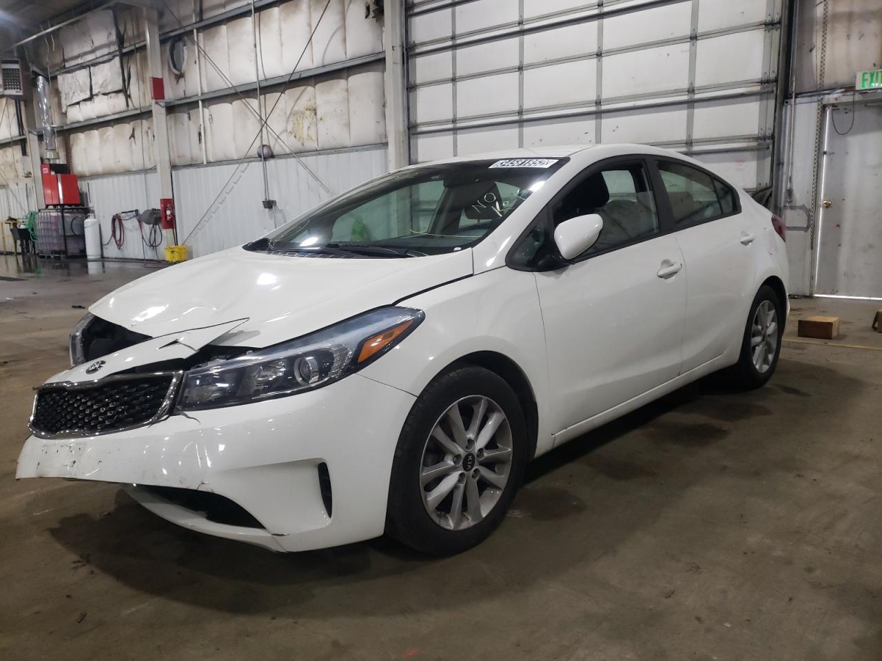 Photo 2 from auction – 2017 KIA FORTE LX with VIN 3KPFL4A72HE036442