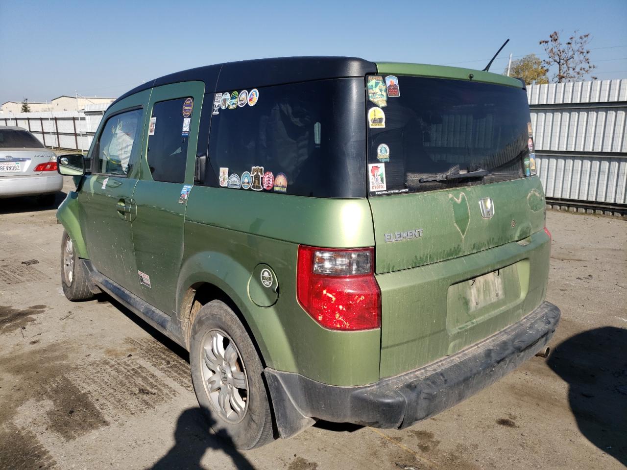 Photo 3 from auction – 2007 HONDA ELEMENT EX with VIN 5J6YH28747L010655