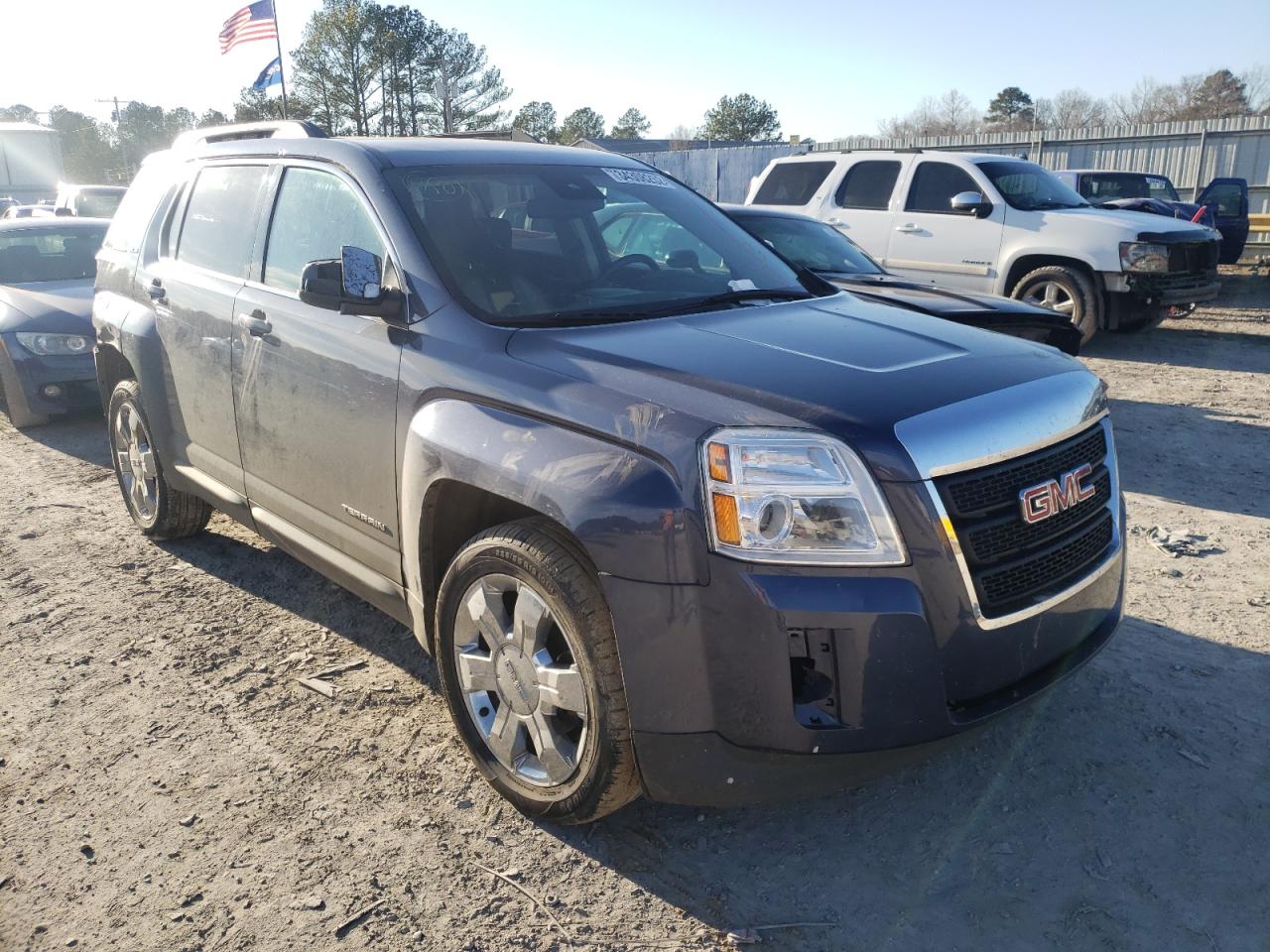 GMC TERRAIN SL 2014 with VIN 2GKFLRE32E6226455 - Photo from auction