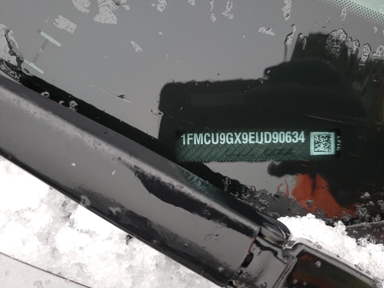 Photo 10 from auction – 2014 FORD ESCAPE SE with VIN 1FMCU9GX9EUD90634