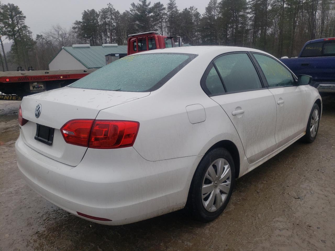 Photo 4 from auction – 2011 VOLKSWAGEN JETTA BASE with VIN 3VW2K7AJXBM356746