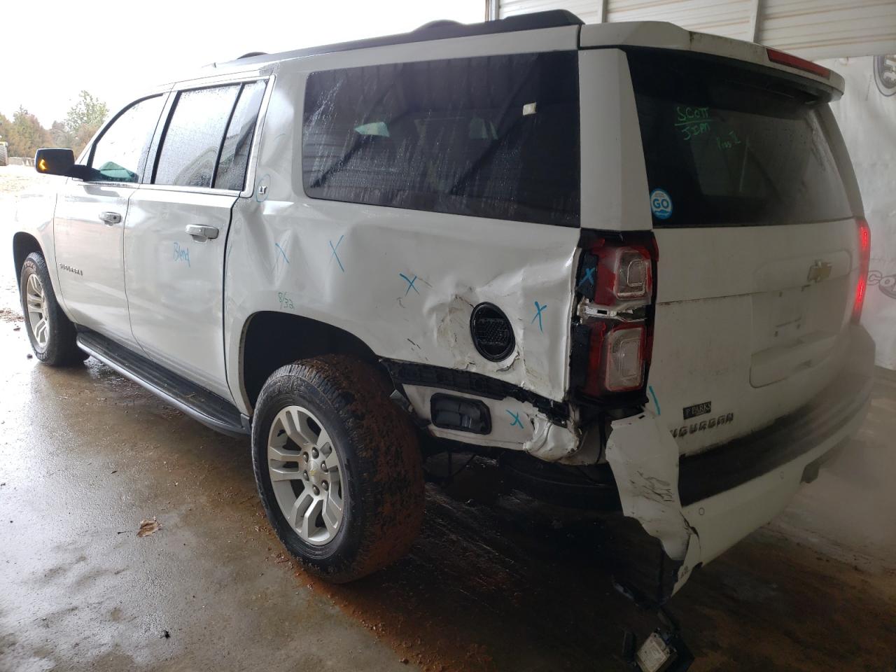 Photo 9 from auction – 2016 CHEVROLET SUBURBAN K with VIN 1GNSKHKC3GR299148