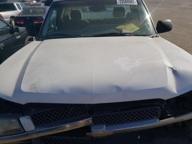 Photo 7 from auction – 2005 CHEVROLET SILVERADO with VIN 1GCEC14V95Z260523