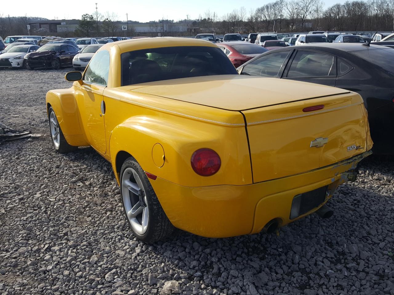 Photo 3 from auction – 2004 CHEVROLET SSR with VIN 1GCES14P14B111843
