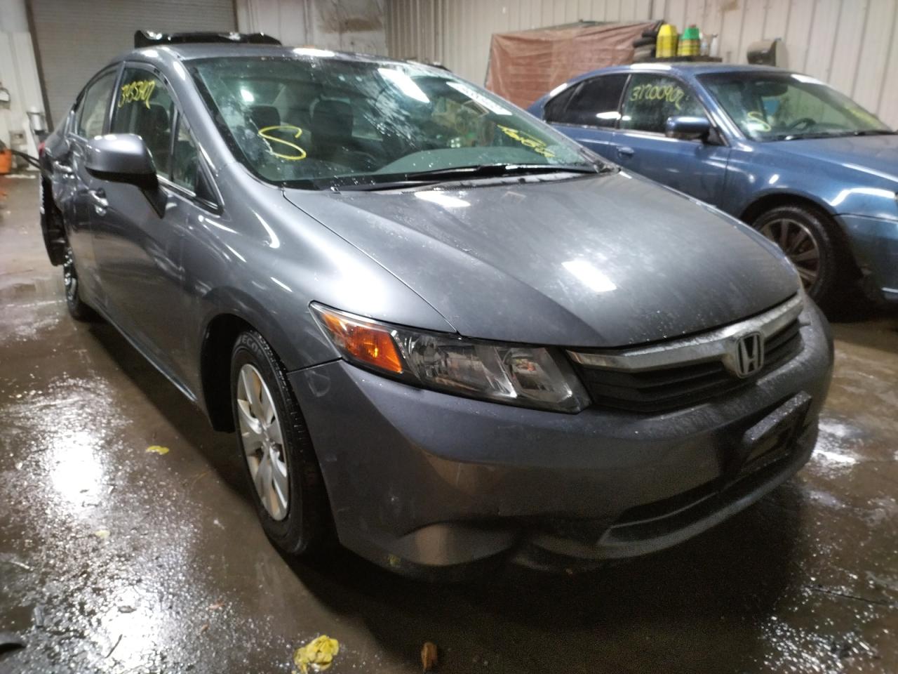 Photo 1 from auction – 2012 HONDA CIVIC LX with VIN 19XFB2F51CE012561