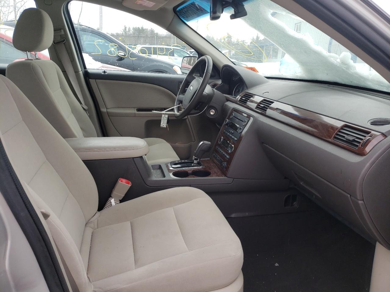Photo 5 from auction – 2008 FORD TAURUS SEL with VIN 1FAHP27WX8G145981