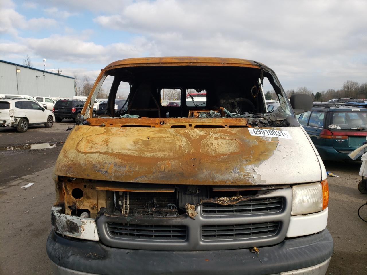 Photo 9 from auction – 2003 DODGE RAM VAN B3 with VIN 2D7KB31Z73K504930