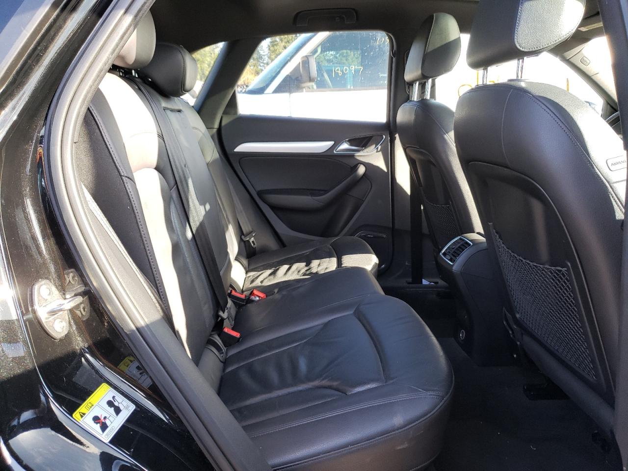Photo 6 from auction – 2016 AUDI Q3 PRESTIG with VIN WA1GFCFS5GR002172