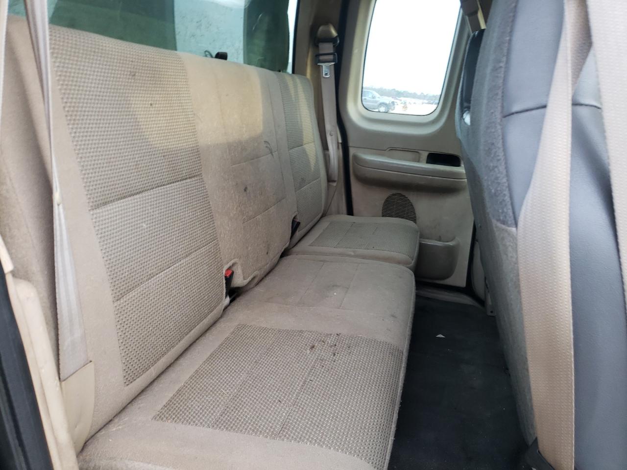 Photo 6 from auction – 2003 FORD F150 with VIN 1FTRX17213NB55986