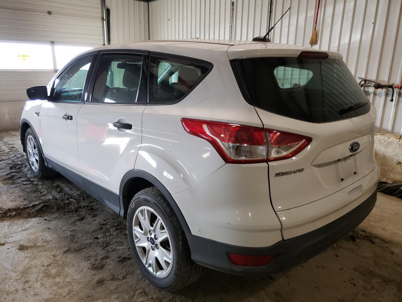 Photo 3 from auction – 2014 FORD ESCAPE S with VIN 1FMCU0F71EUA81155