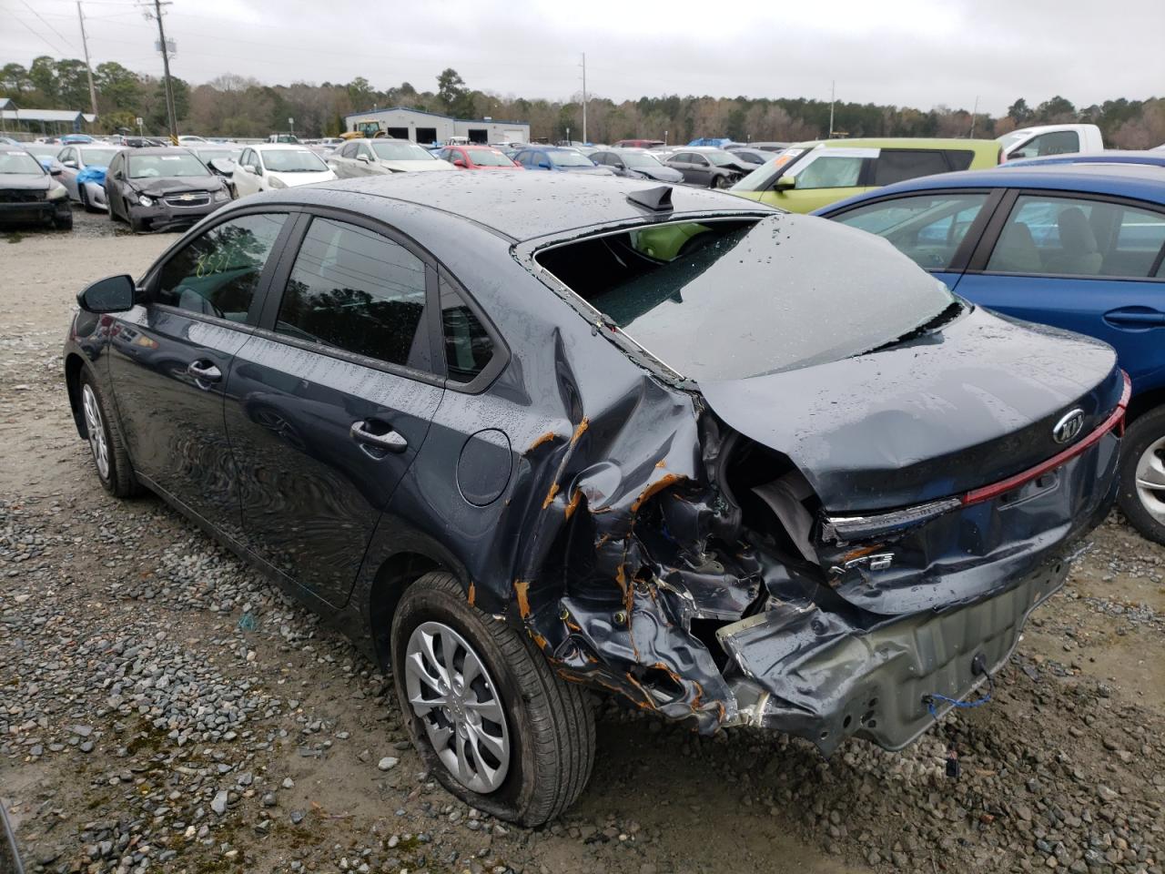 Photo 3 from auction – 2021 KIA FORTE FE with VIN 3KPF24AD8ME350115