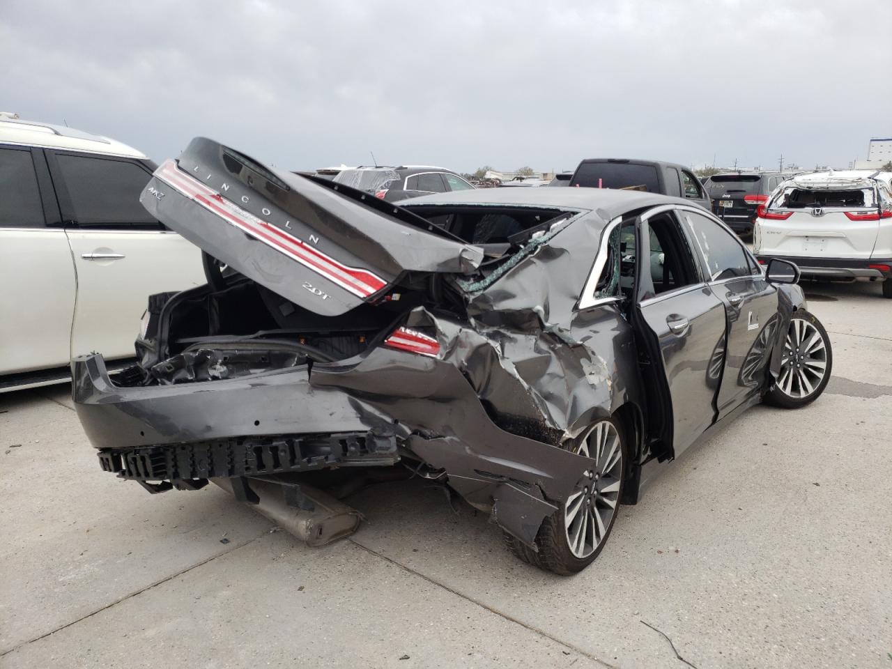 Photo 4 from auction – 2018 LINCOLN MKZ SELECT with VIN 3LN6L5C93JR608939