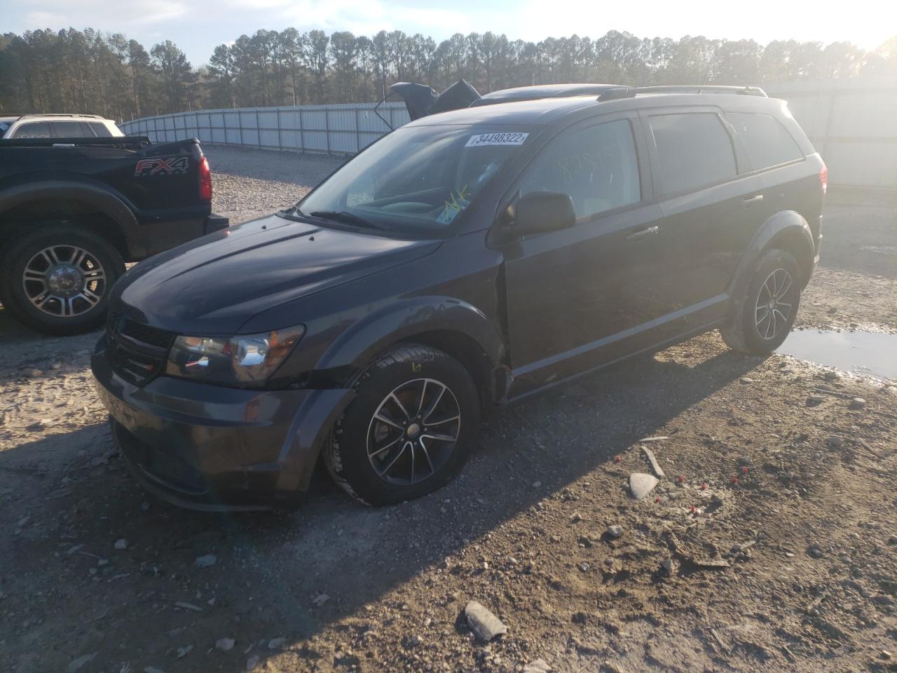 Photo 2 from auction – 2017 DODGE JOURNEY SE with VIN 3C4PDCAB7HT573187