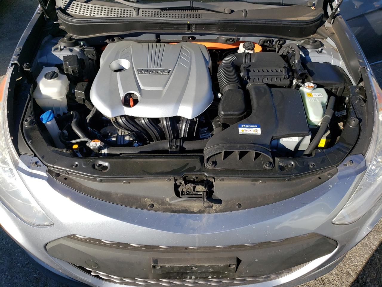 Photo 7 from auction – 2015 HYUNDAI SONATA HYB with VIN KMHEC4A46FA128442