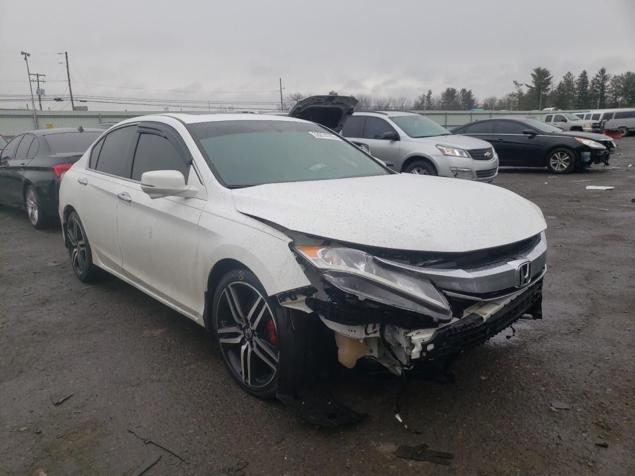 HONDA ACCORD 2016 with VIN 1HGCR3F88GA003090 - Photo from auction