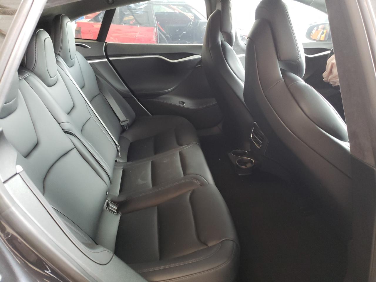 Photo 6 from auction – 2017 TESLA MODEL S with VIN 5YJSA1E26HF228944