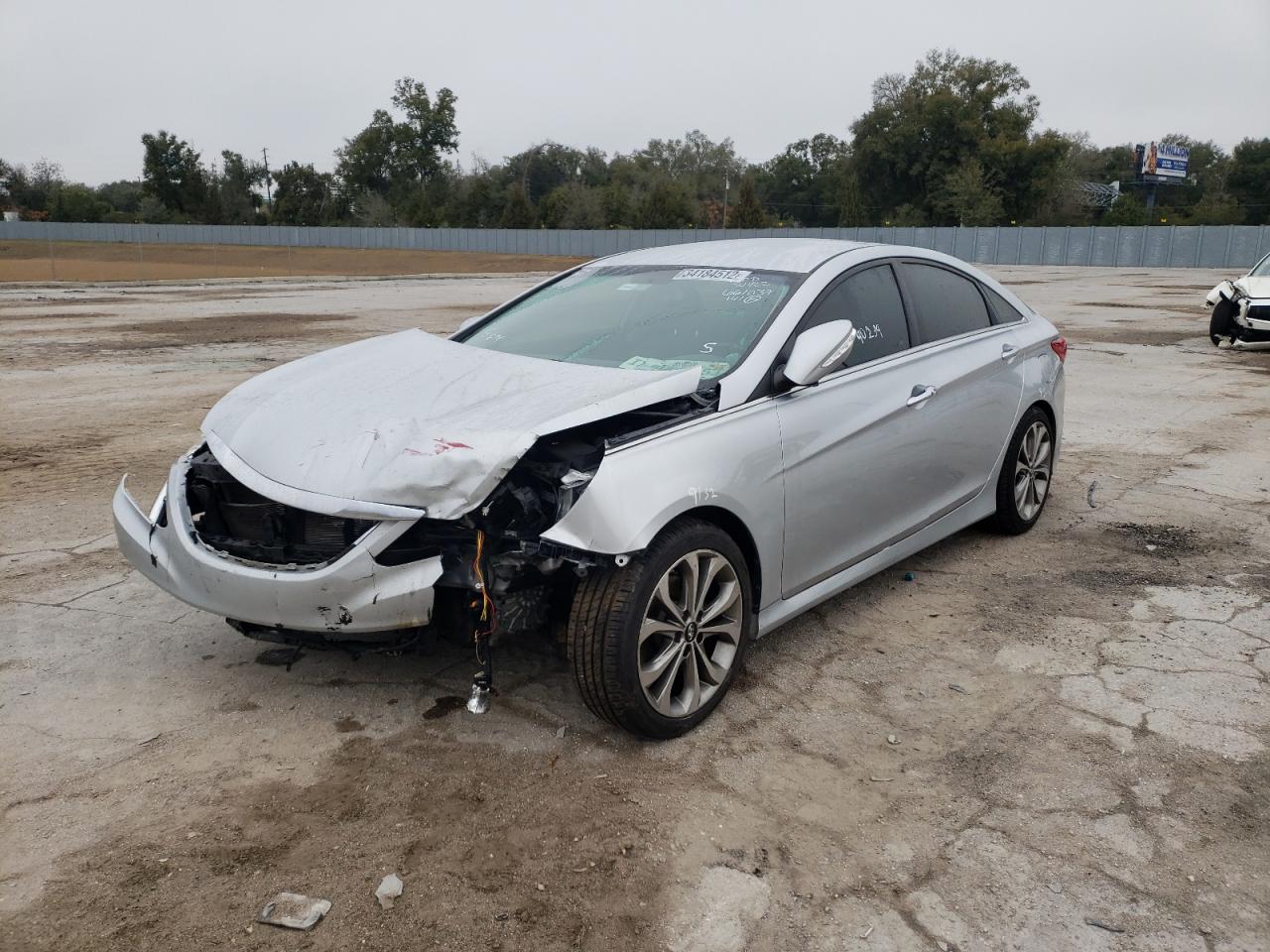 Photo 2 from auction – 2014 HYUNDAI SONATA SE with VIN 5NPEC4AC3EH904531