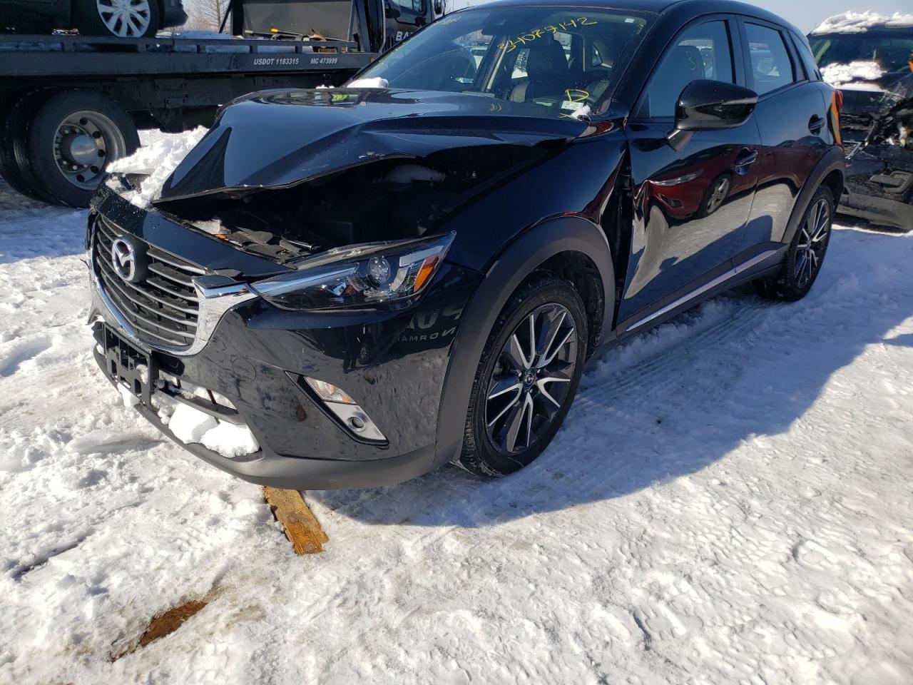 Photo 2 from auction – 2018 MAZDA CX-3 GRAND with VIN JM1DKFD70J0325111
