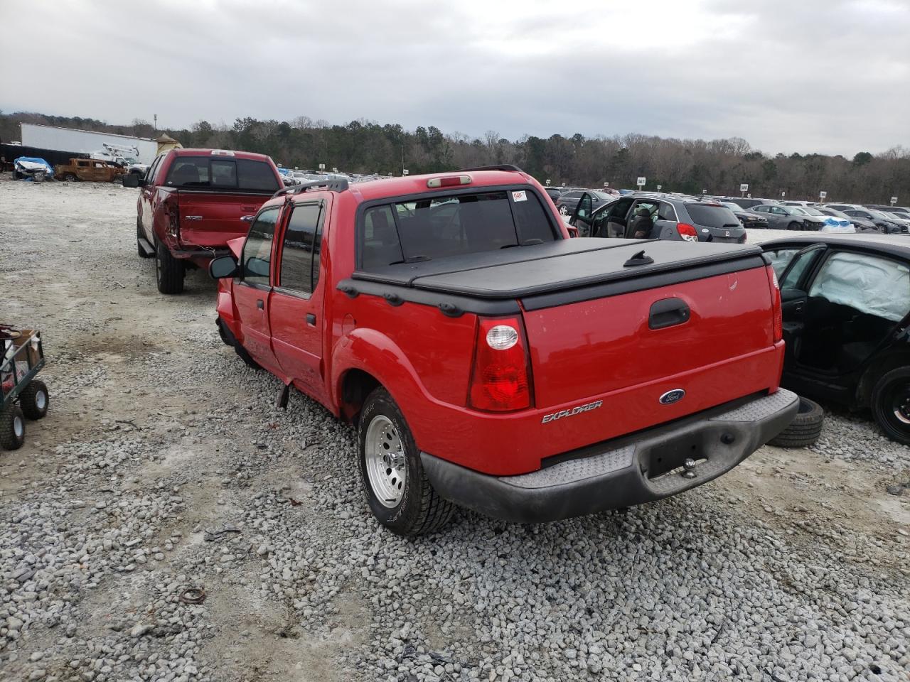 Photo 3 from auction – 2005 FORD EXPLORER S with VIN 1FMZU67K55UA43833