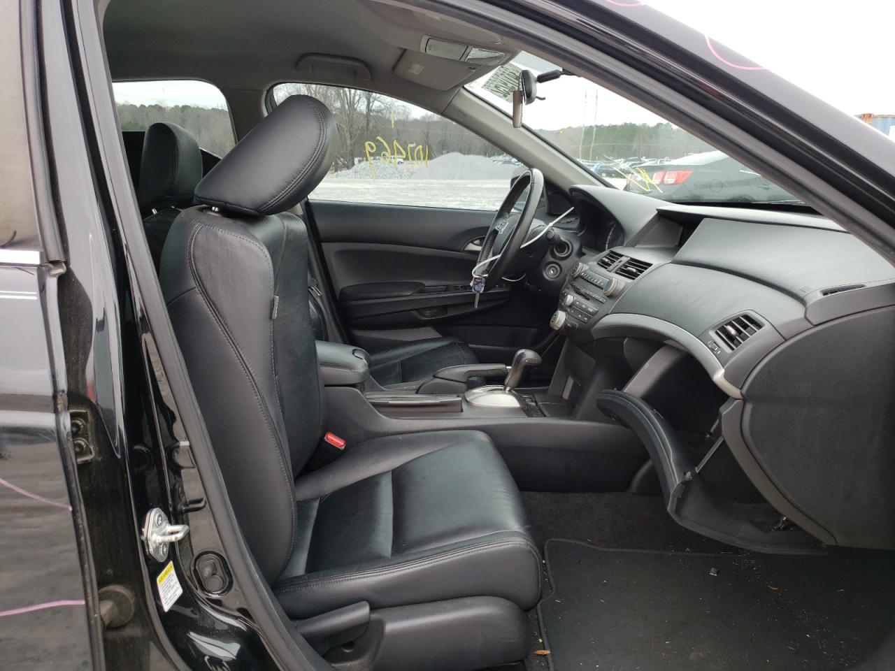 Photo 5 from auction – 2011 HONDA ACCORD SE with VIN 1HGCP2F65BA130466