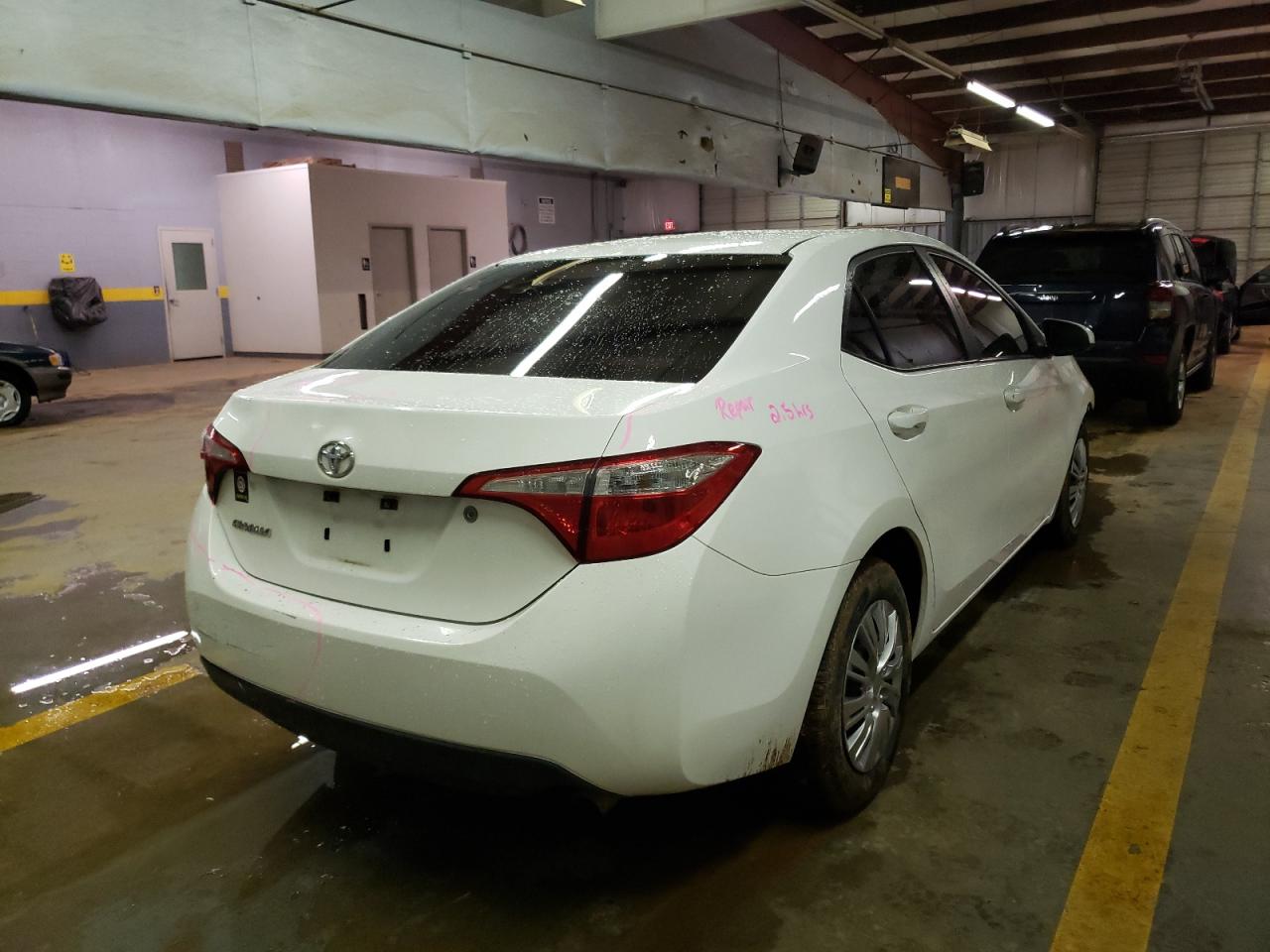 Photo 4 from auction – 2015 TOYOTA COROLLA L with VIN 5YFBURHE3FP339643