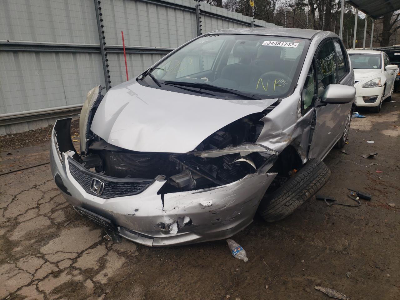 Photo 2 from auction – 2013 HONDA FIT with VIN JHMGE8H3XDC025245