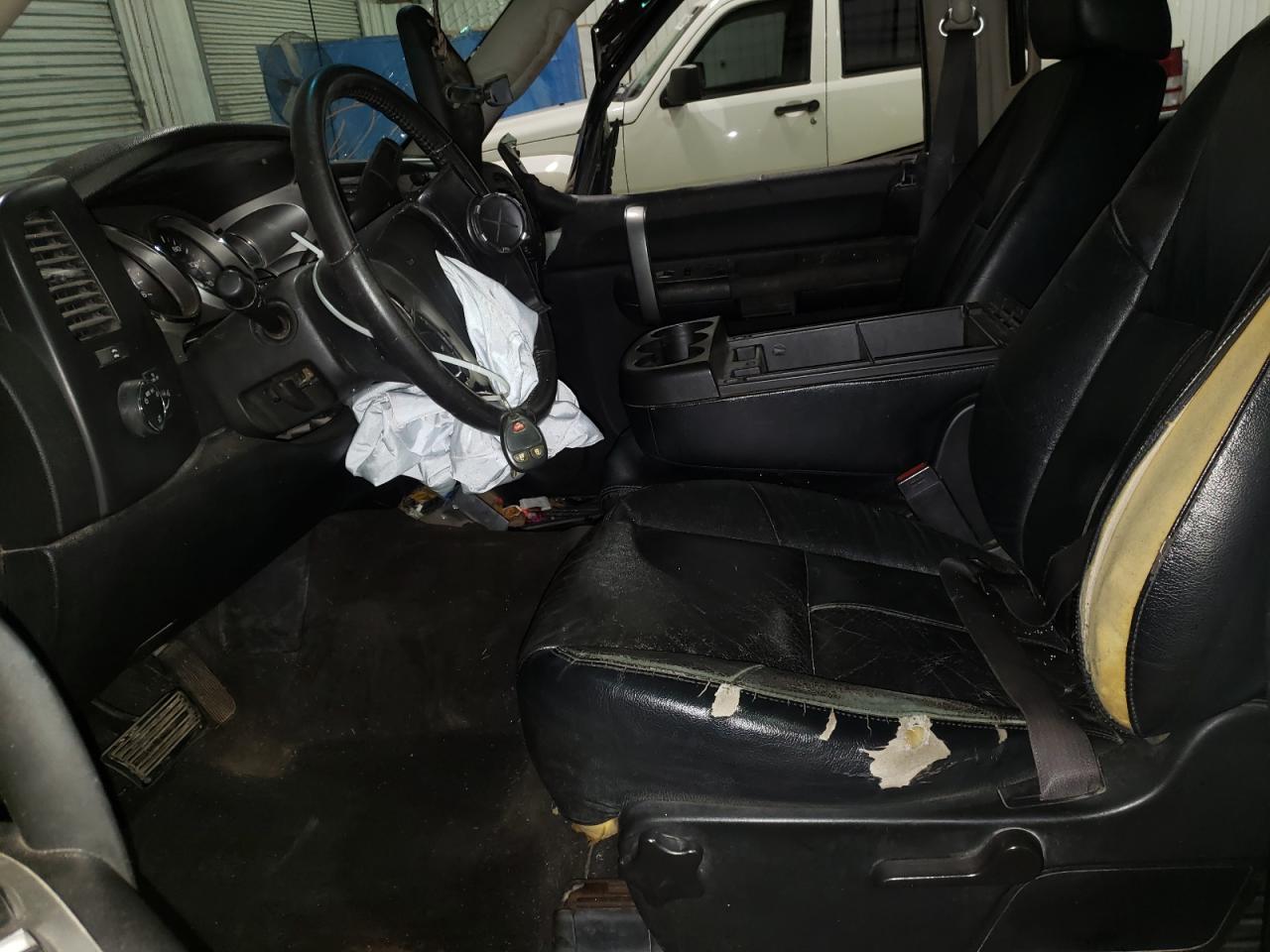 Photo 5 from auction – 2008 CHEVROLET SILVERADO with VIN 2GCEC130381300629