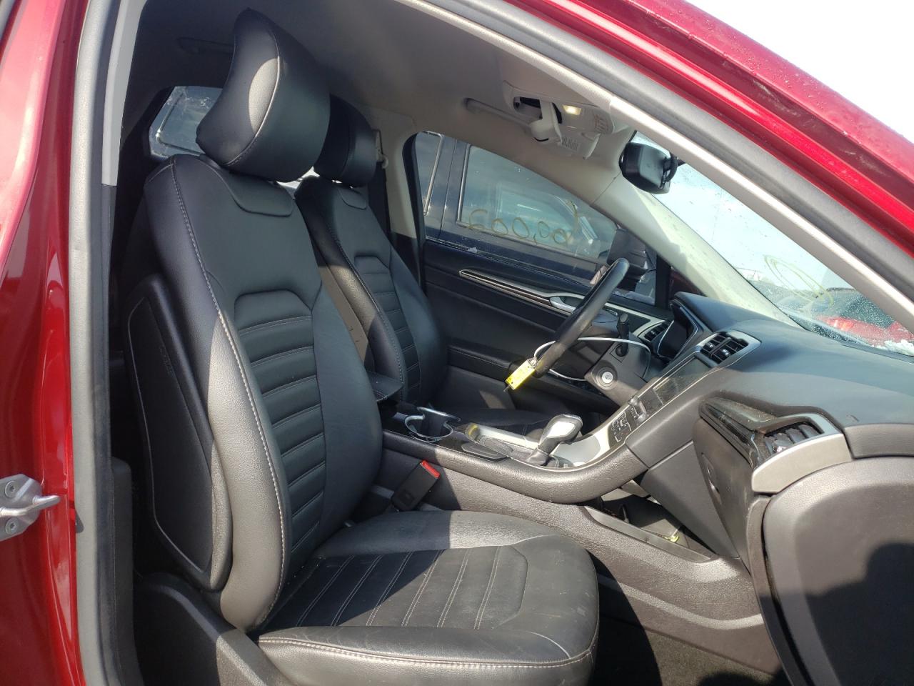 Photo 5 from auction – 2016 FORD FUSION SE with VIN 1FA6P0HD2G5130572