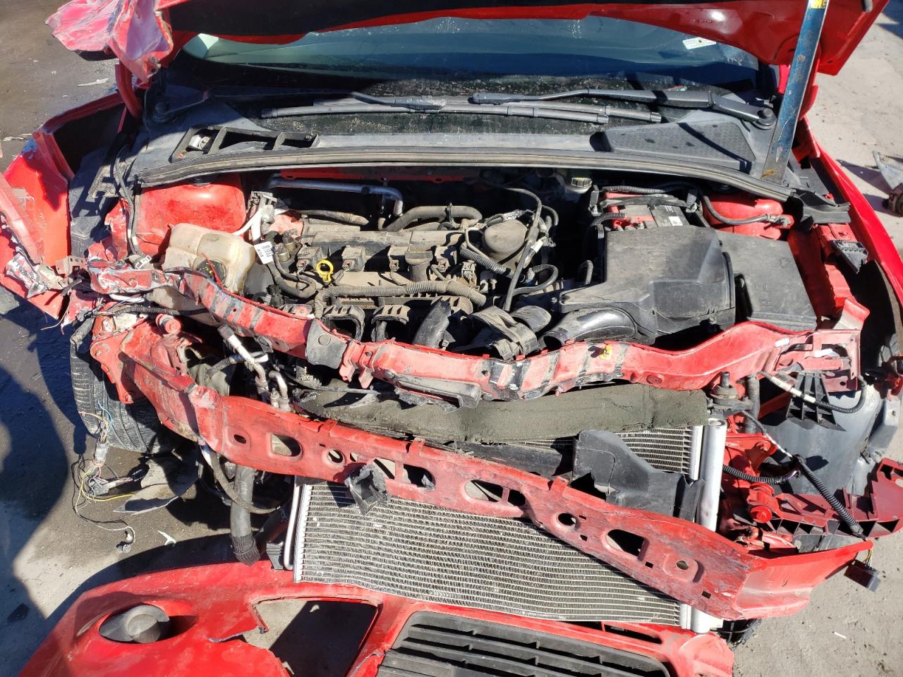 Photo 7 from auction – 2014 FORD FOCUS SE with VIN 1FADP3K28EL341011