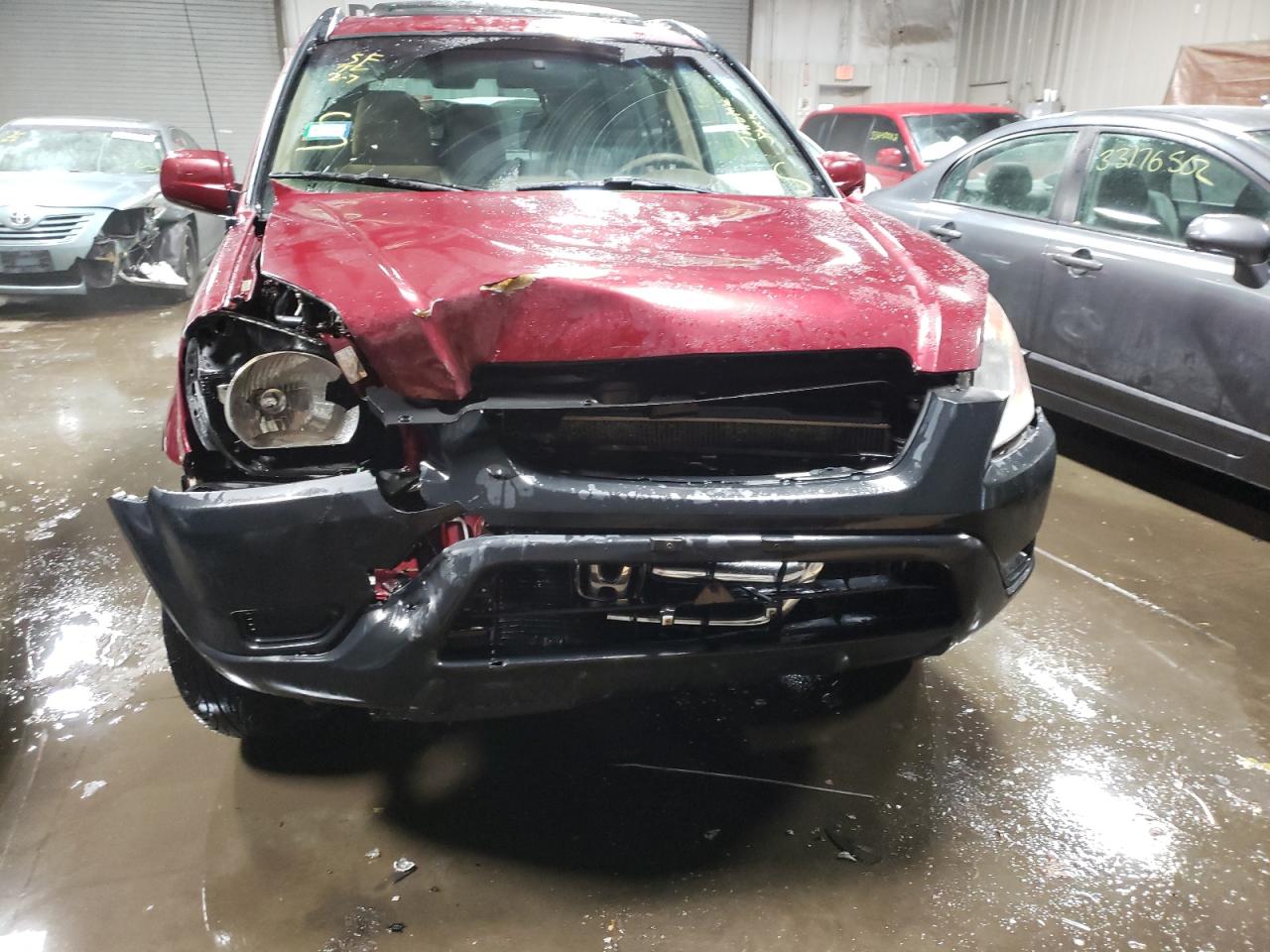 Photo 9 from auction – 2002 HONDA CR-V with VIN JHLRD78842C048281