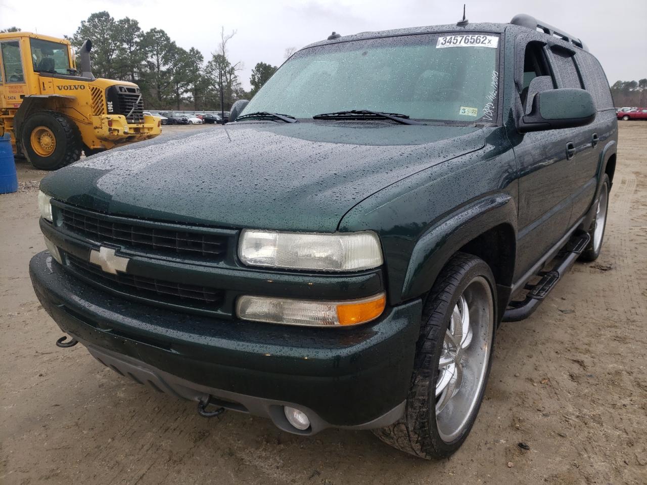Photo 2 from auction – 2003 CHEVROLET SUBURBAN K with VIN 3GNFK16Z73G138397