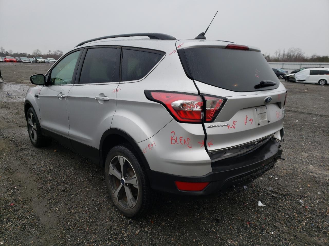 Photo 3 from auction – 2018 FORD ESCAPE SEL with VIN 1FMCU0HD2JUB37200