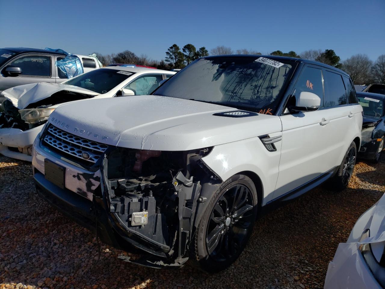 Photo 2 from auction – 2017 LAND ROVER RANGE ROVE with VIN SALWR2FV0HA138764