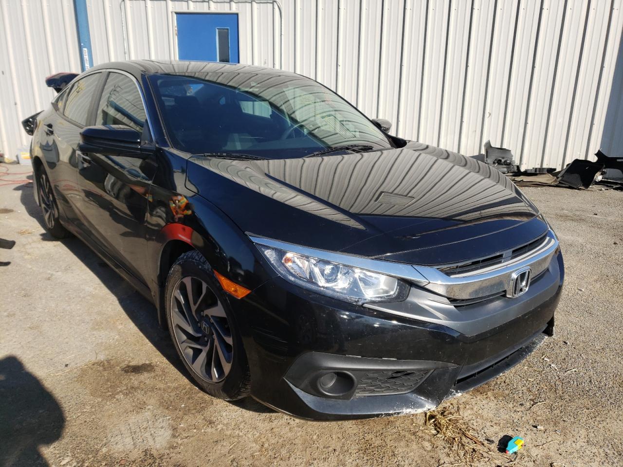 Zdjęcie 1 z aukcji – 2016 HONDA CIVIC EX z VIN 19XFC2F87GE060255