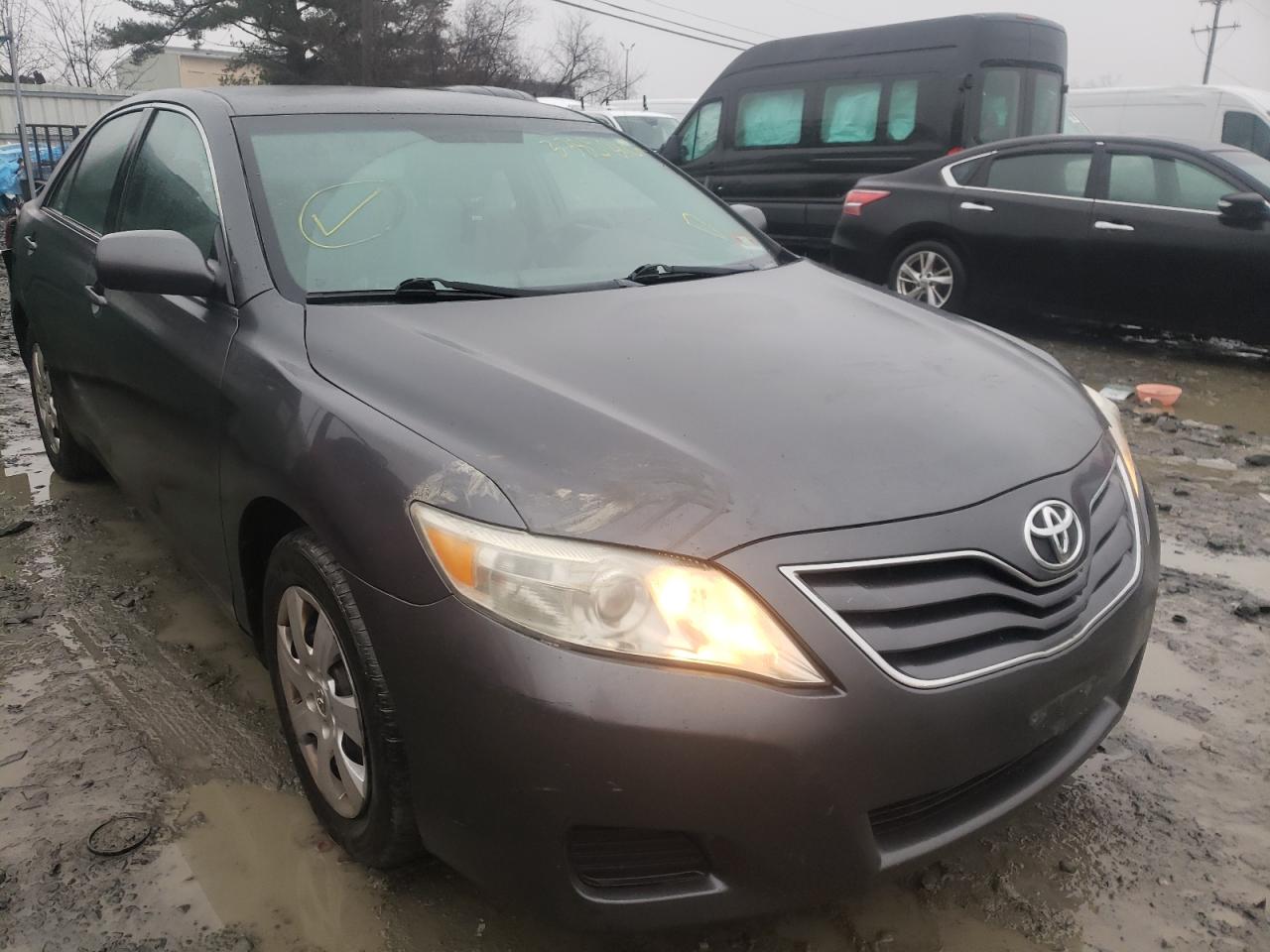 TOYOTA CAMRY BASE 2011 with VIN 4T1BF3EK8BU143756 - Photo from auction