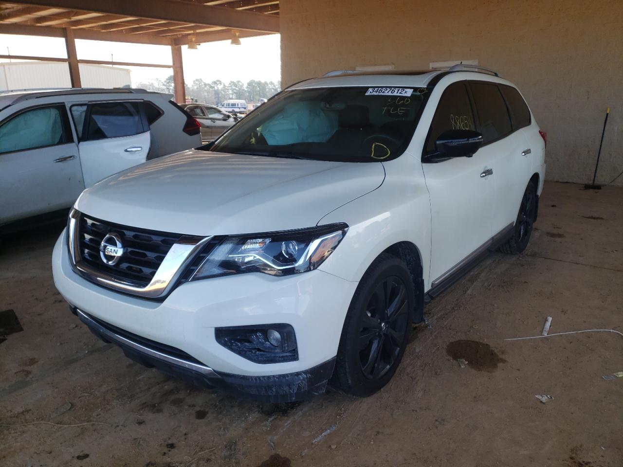 Photo 2 from auction – 2017 NISSAN PATHFINDER with VIN 5N1DR2MN3HC660161