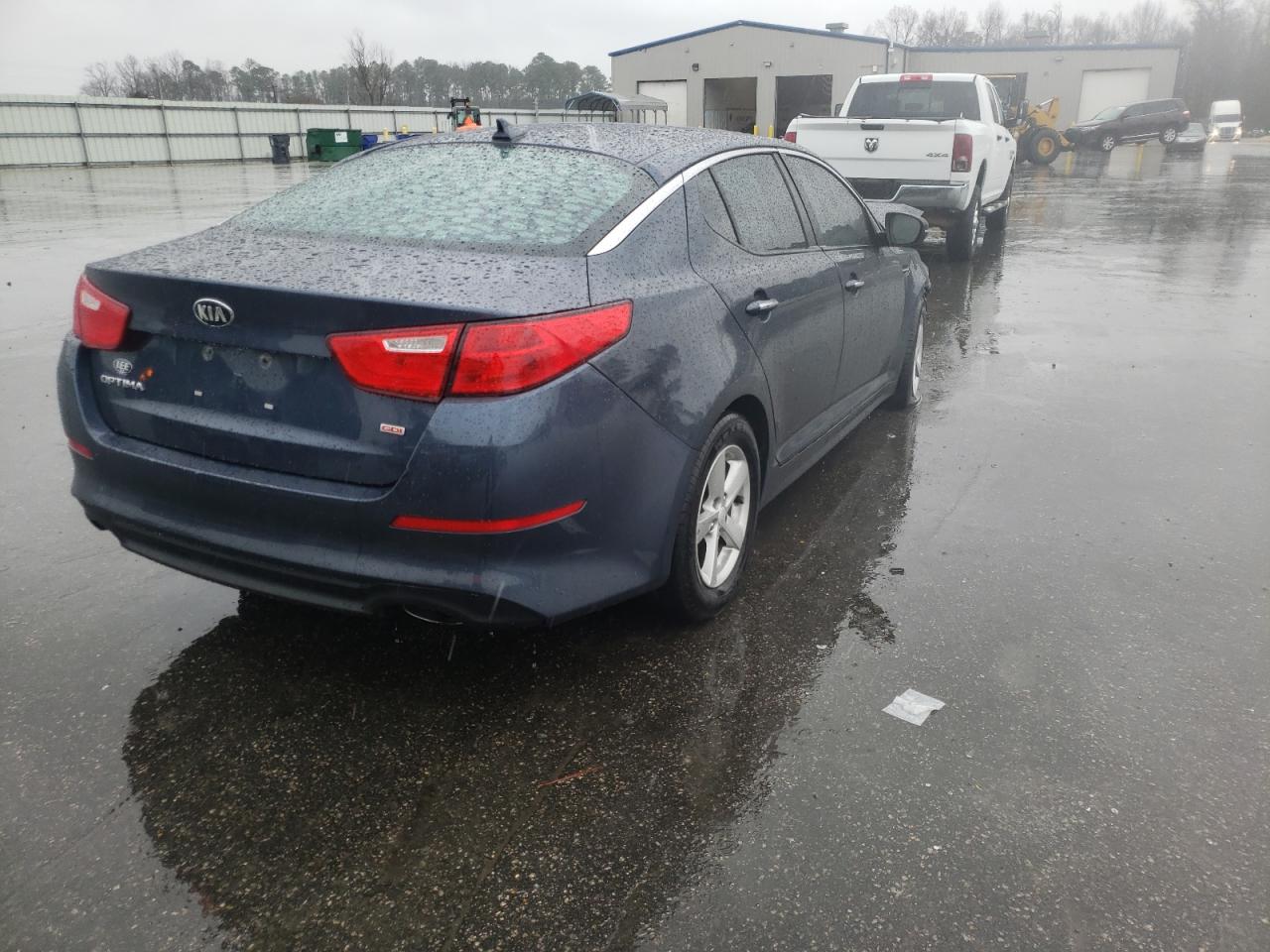 Photo 4 from auction – 2015 KIA OPTIMA LX with VIN 5XXGM4A71FG439737