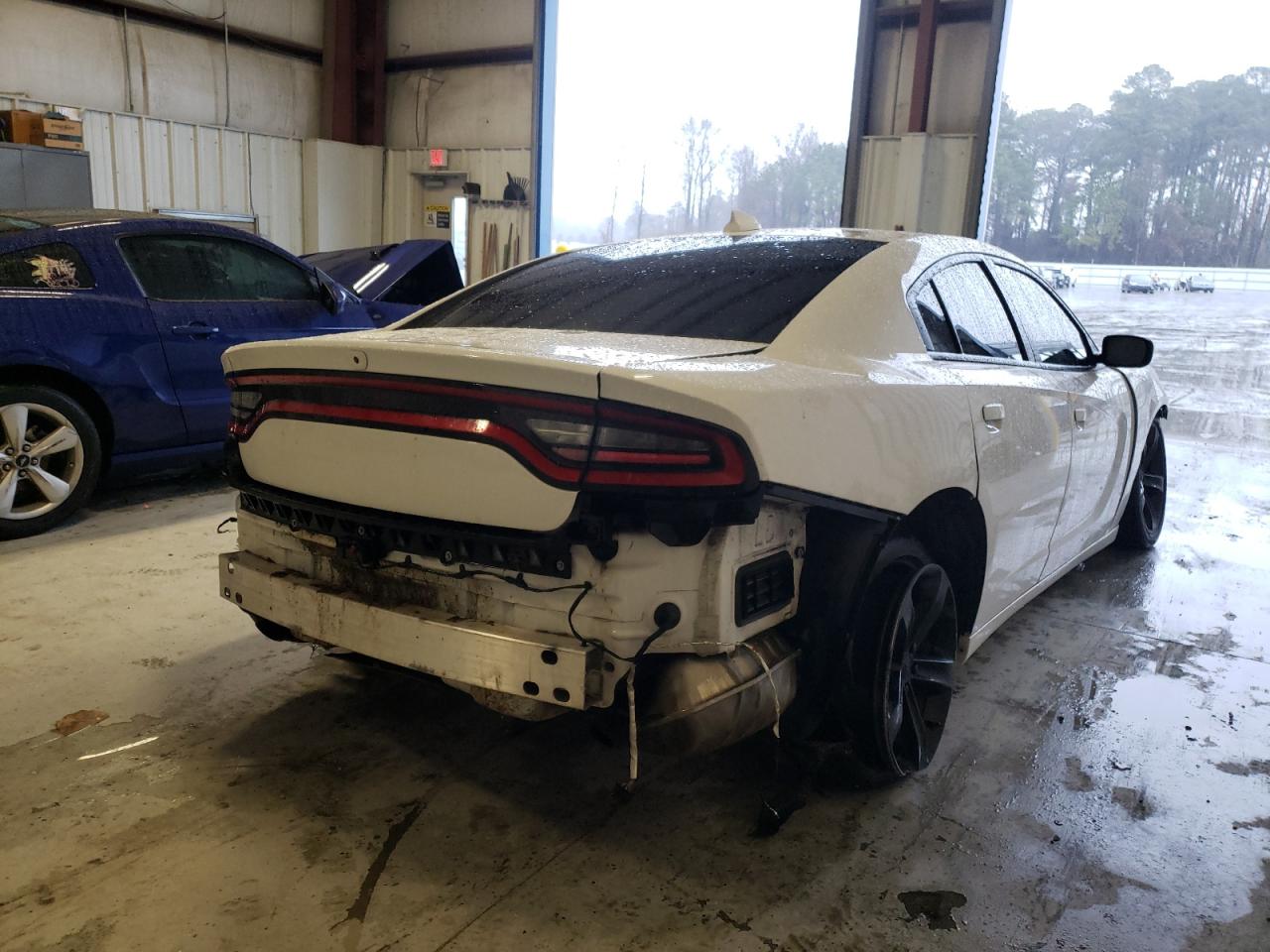 Photo 4 from auction – 2017 DODGE CHARGER SX with VIN 2C3CDXHG4HH660470