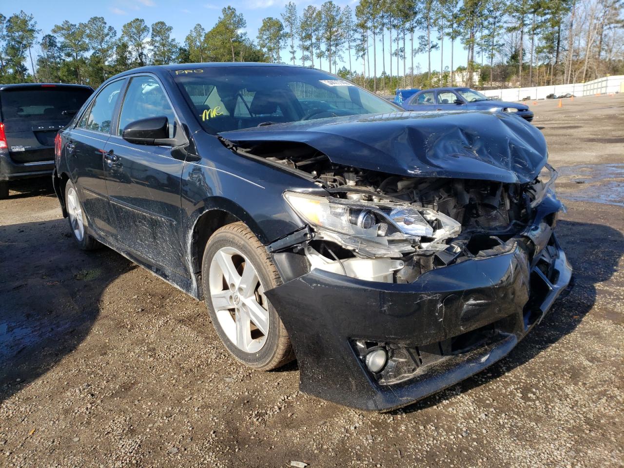Photo 1 from auction – 2014 TOYOTA CAMRY L with VIN 4T1BF1FK7EU310549