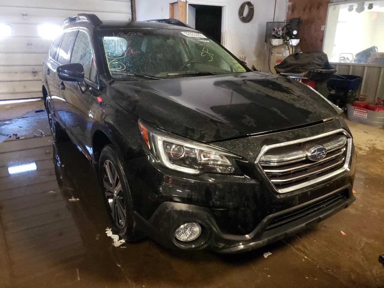 SUBARU OUTBACK 2. 2018 with VIN 4S4BSAKC5J3379072 - Photo from auction