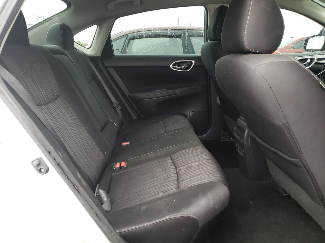 Photo 6 from auction – 2017 NISSAN SENTRA S with VIN 3N1AB7AP5HY337612