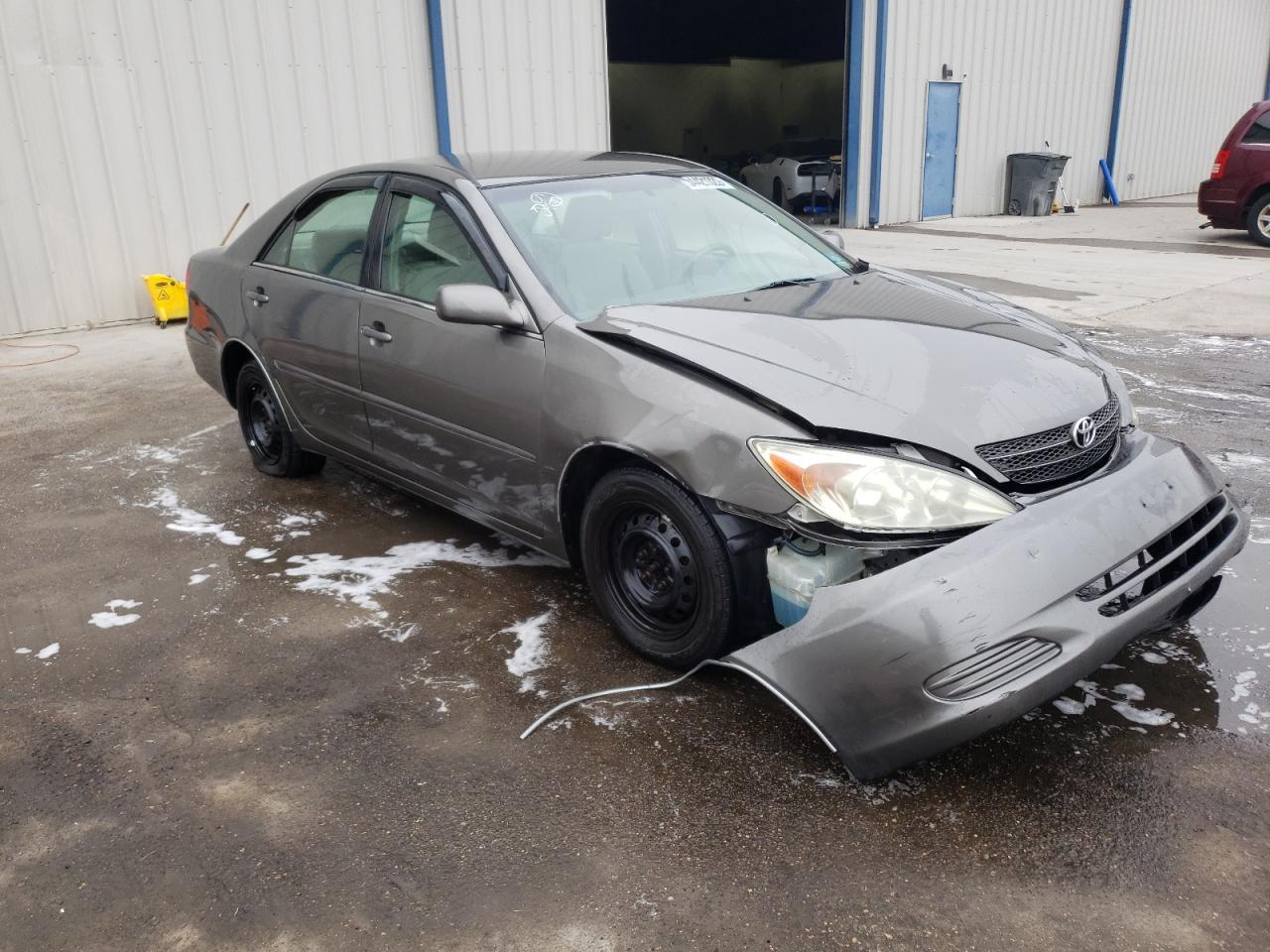 Photo 1 from auction – 2002 TOYOTA CAMRY LE with VIN 4T1BE32K02U621448
