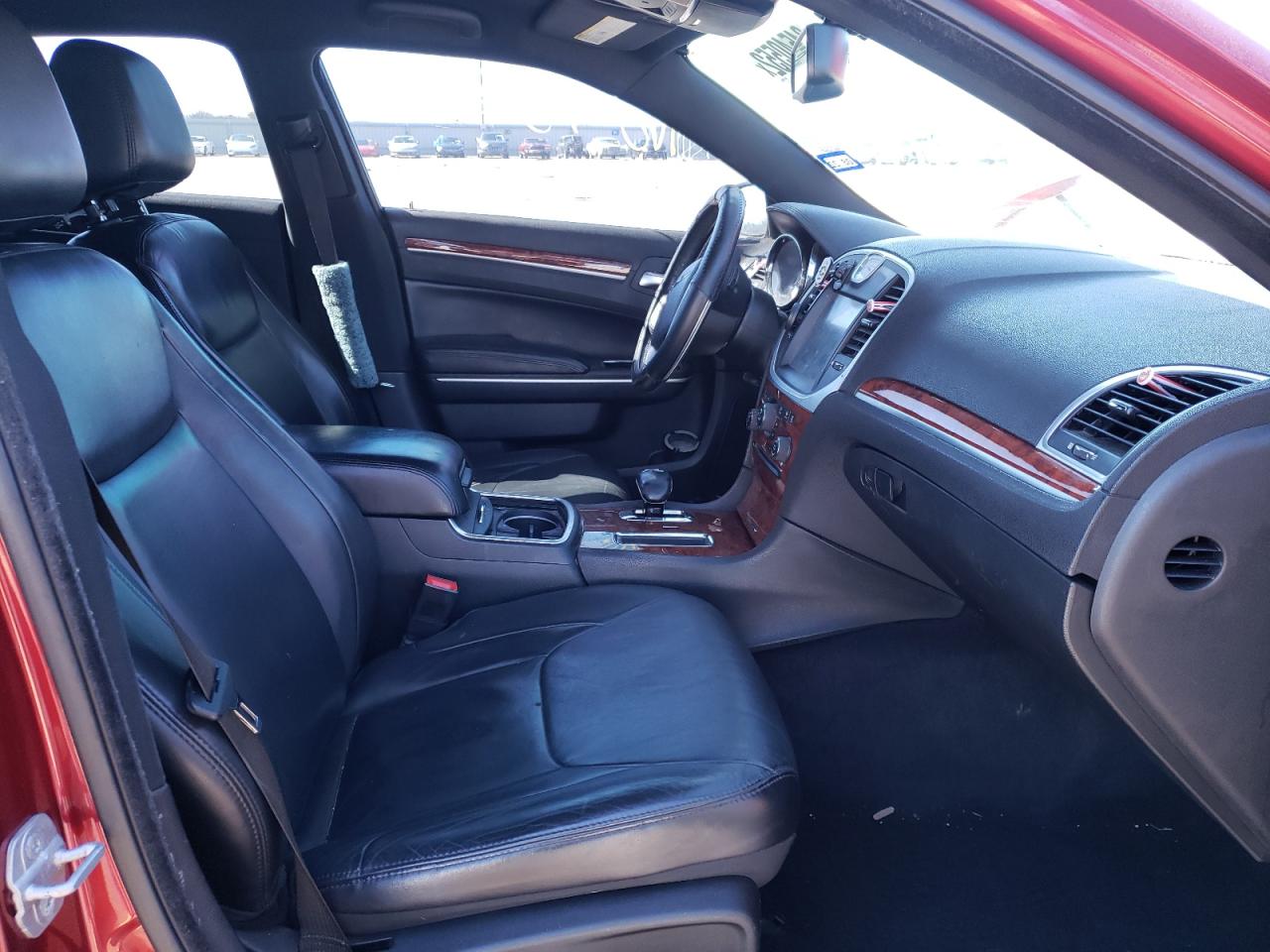 Photo 5 from auction – 2014 CHRYSLER 300 with VIN 2C3CCAAG0EH157248