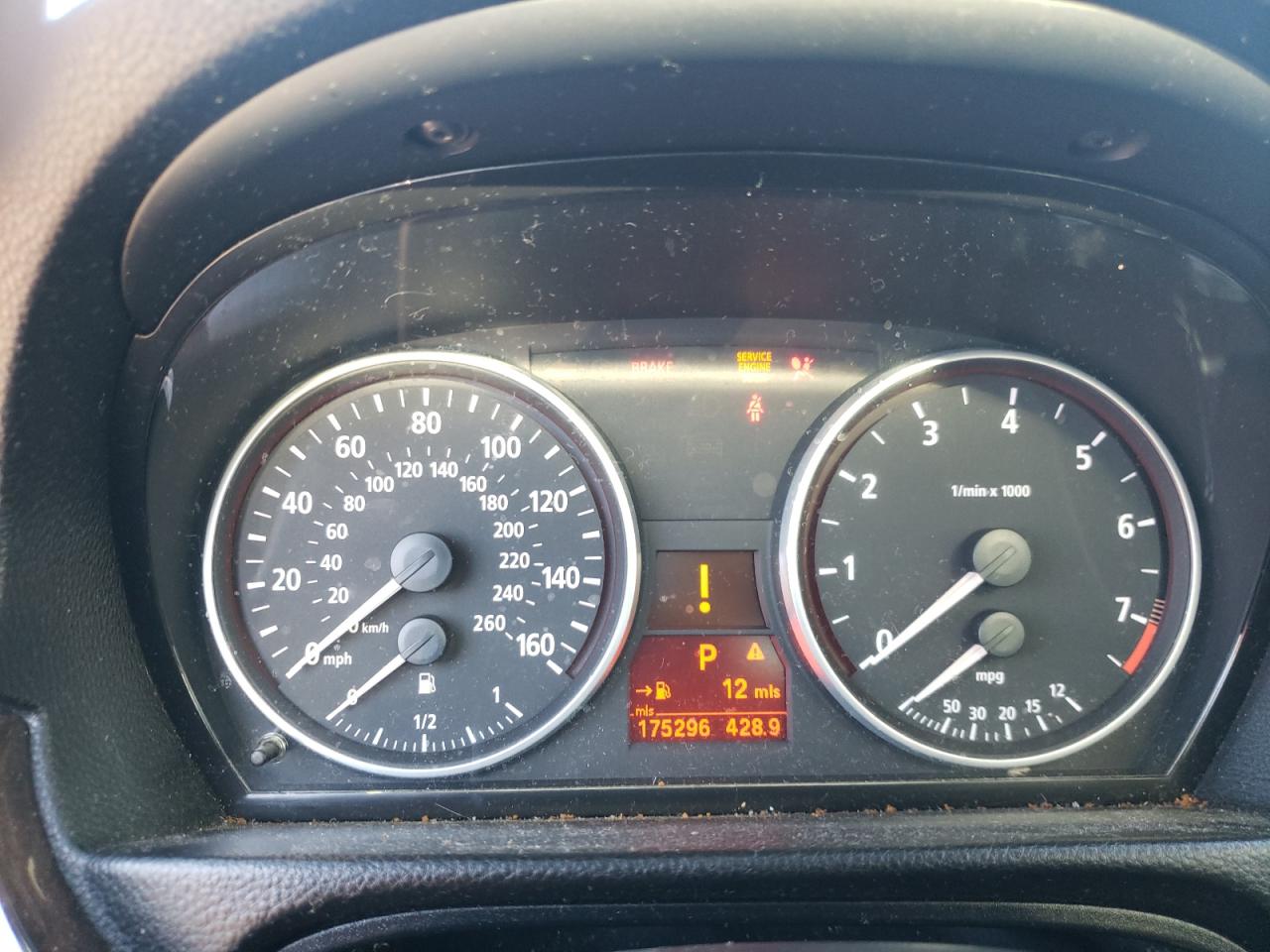 Photo 8 from auction – 2007 BMW 328 I with VIN WBAVA375X7NE26295