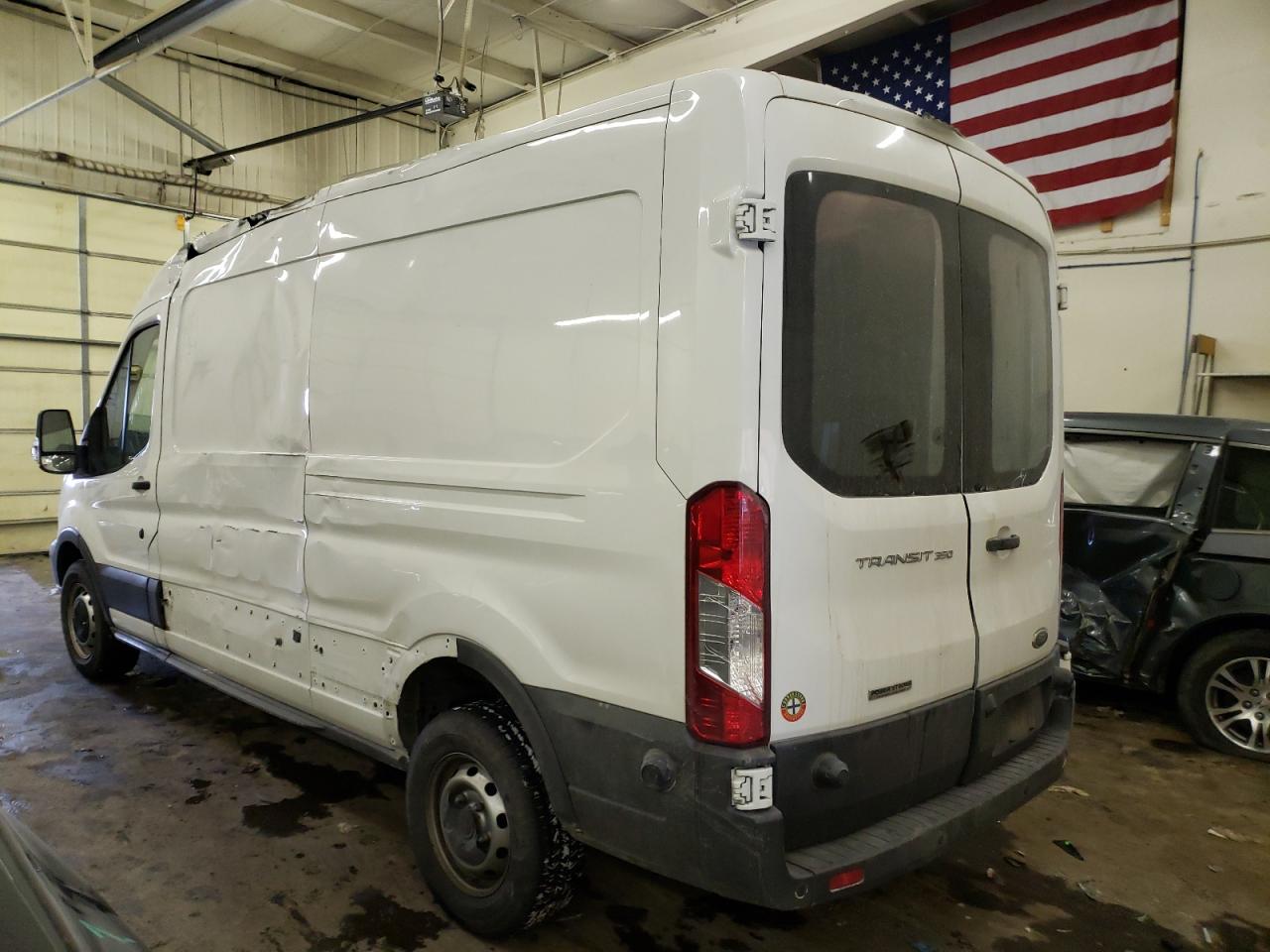 Фото 3 с аукциона – 2016 FORD TRANSIT T- с VIN 1FTBW2CVXGKB28643