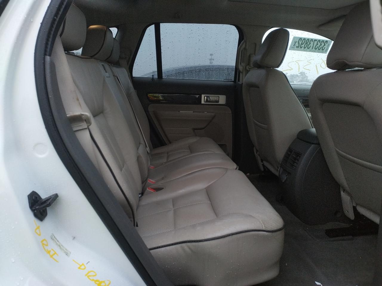 Photo 6 from auction – 2010 LINCOLN MKX with VIN 2LMDJ6JC6ABJ15261