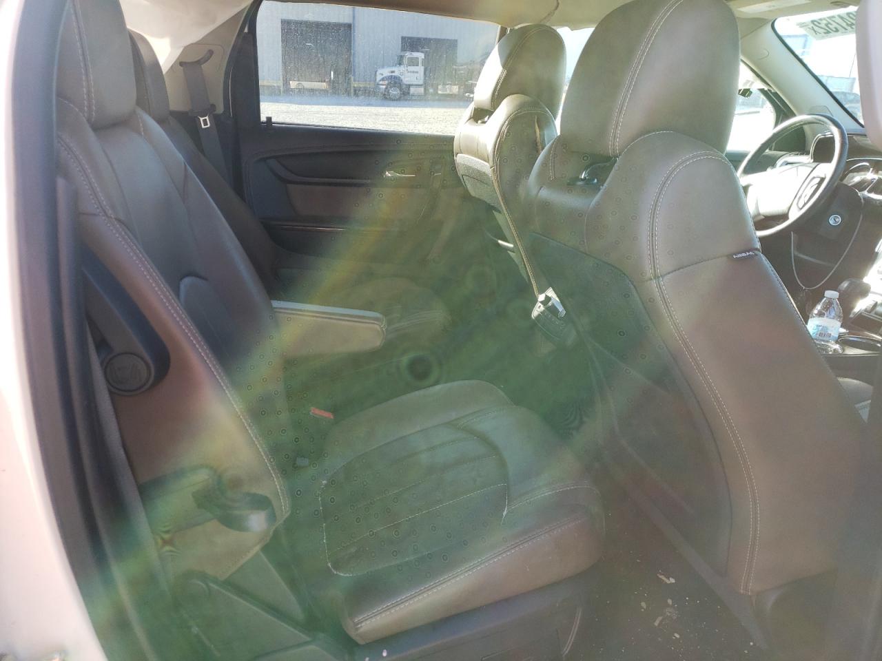 Photo 6 from auction – 2015 GMC ACADIA SLT with VIN 1GKKRSKD1FJ226615