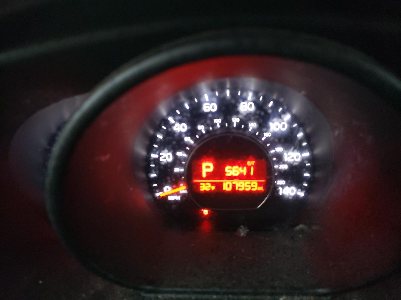 Фото 8 с аукциона – 2015 KIA SOUL с VIN KNDJN2A26F7175757