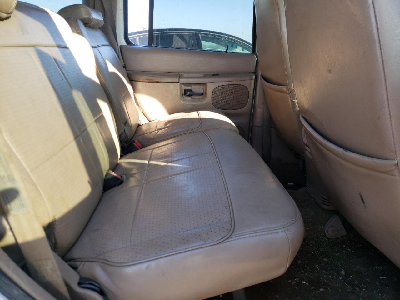 Photo 6 from auction – 1998 FORD EXPLORER with VIN 1FMZU34E3WZB37856