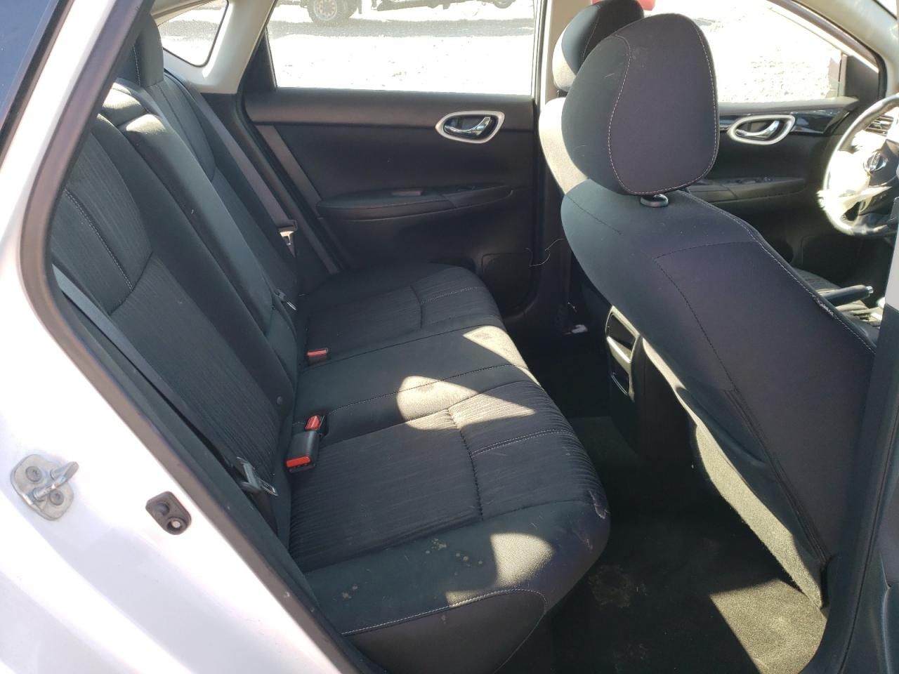 Foto 6 de la subasta – 2017 NISSAN SENTRA S con VIN 3N1AB7AP3HL651045